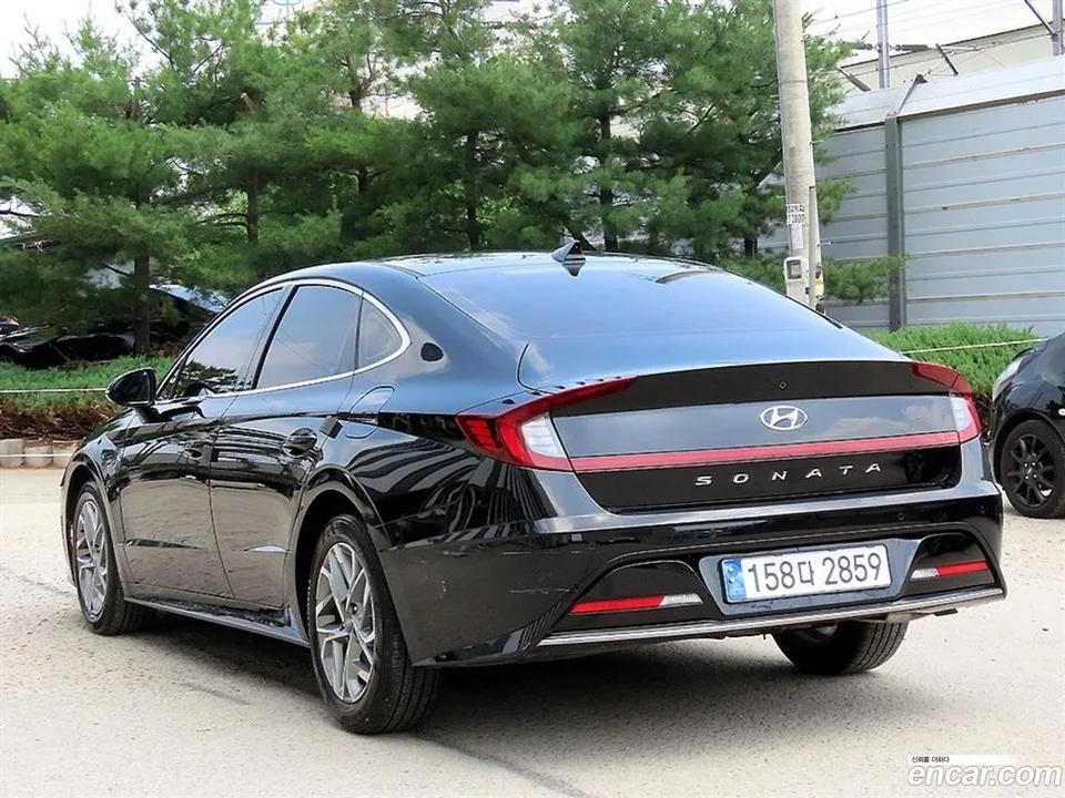 Hyundai Sonata 2.0 2022 — thumbnail 3