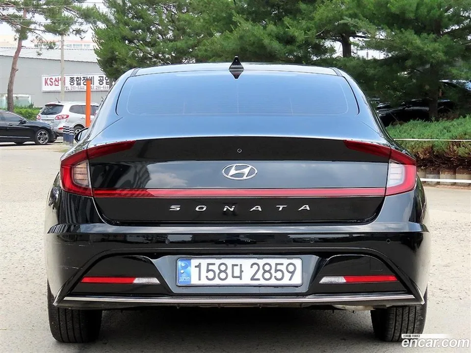 Hyundai Sonata 2.0 2022 — thumbnail 4