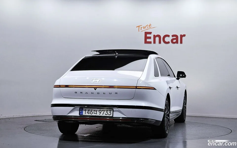 Hyundai Grandeur Hybrid 2024 — thumbnail 4