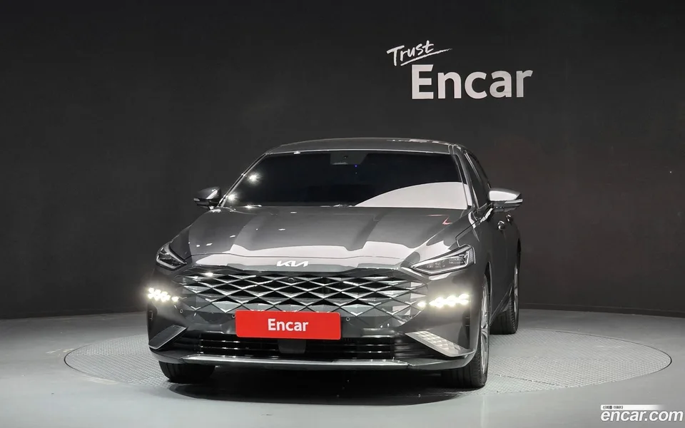 Kia K8 Hybrid 2024 — thumbnail 3
