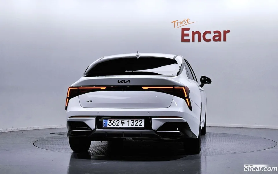 Kia K5 2.0 2024 — thumbnail 4