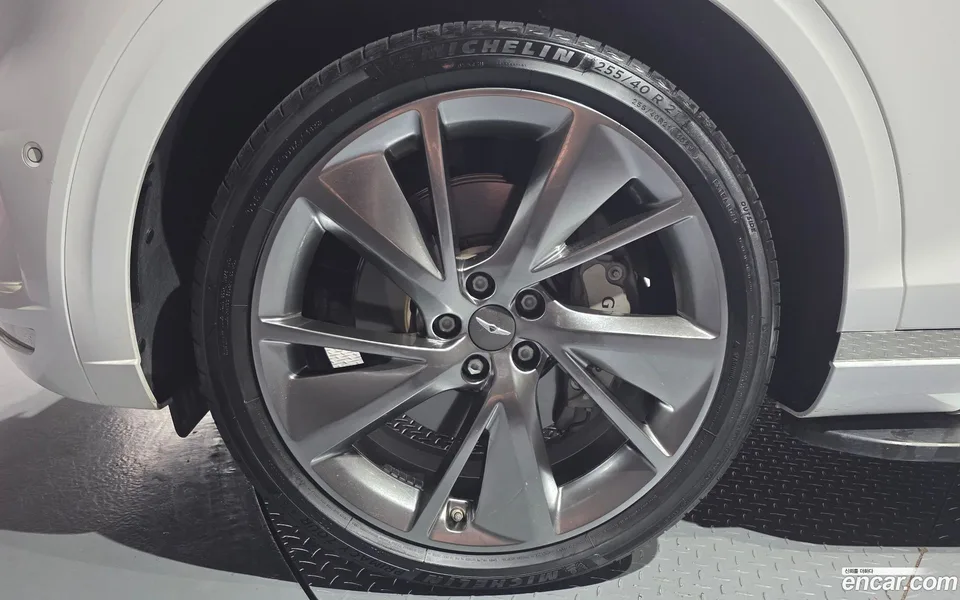 Genesis GV70 2.5T 2WD 2023 — thumbnail 5