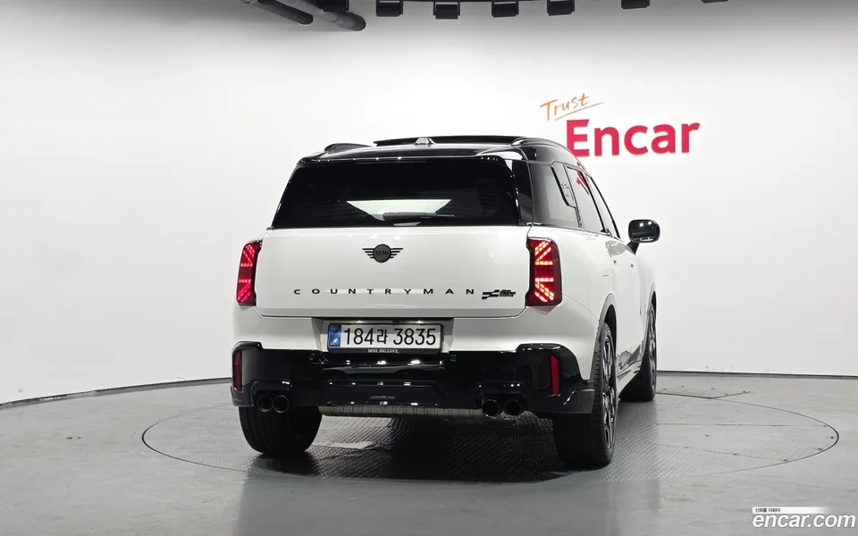 MINI Cooper S Countryman ALL4 JCW 2025 — thumbnail 4