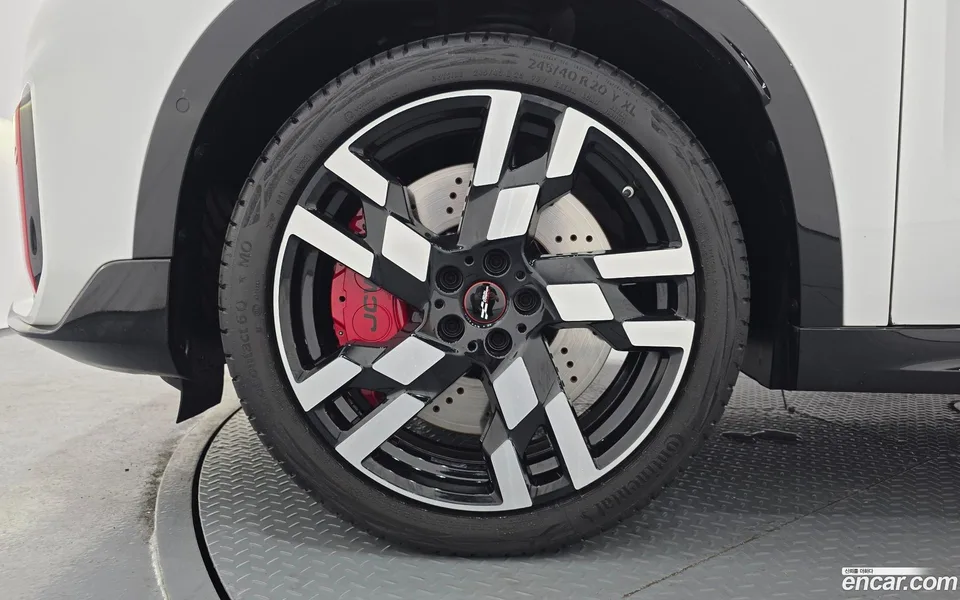 MINI Cooper S Countryman ALL4 JCW 2025 — thumbnail 5