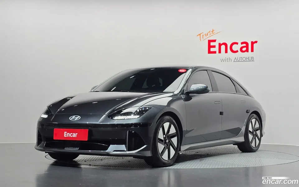 Hyundai Ioniq 6 2023 — photo 1, buy with delivery to Moscow