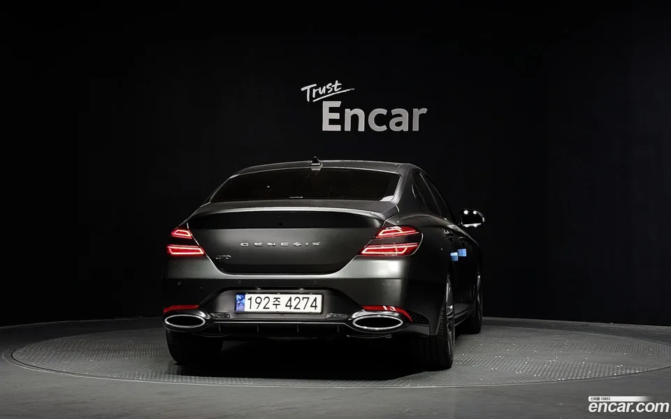 Genesis G70 2.5T 2WD 2023 — thumbnail 4