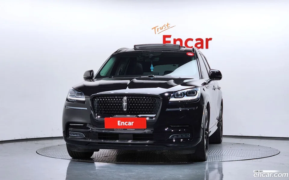 Lincoln Aviator 3.0 AWD 2023 — thumbnail 3