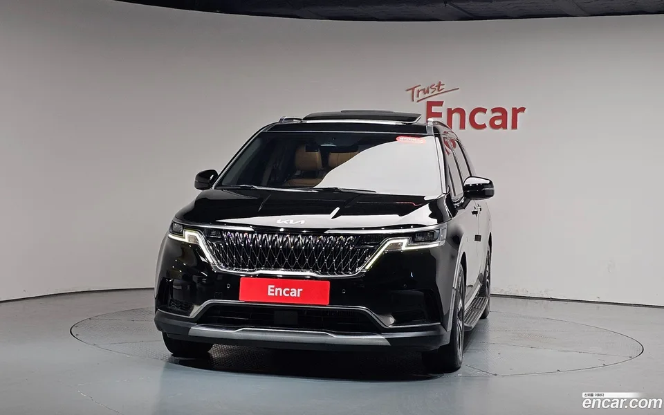 Kia Carnival 7 2022 — thumbnail 3