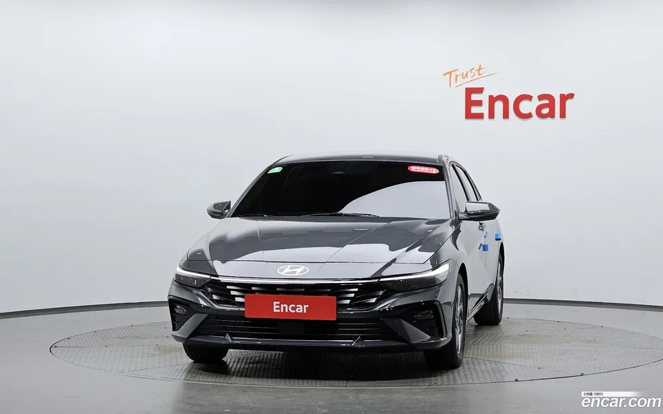 Hyundai Avante CN7 1.6 2025 — thumbnail 3