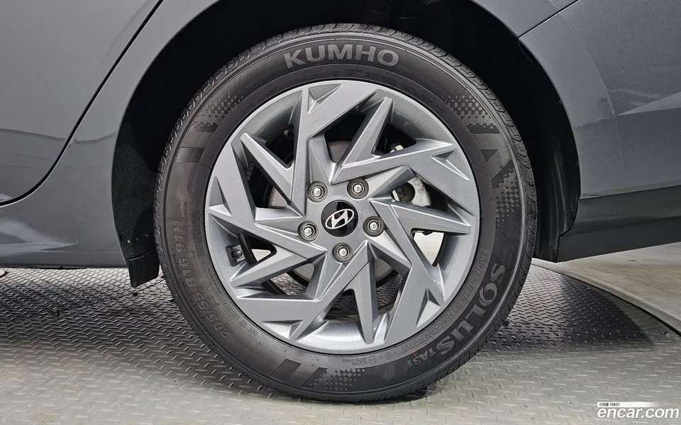 Hyundai Avante CN7 1.6 2025 — thumbnail 5