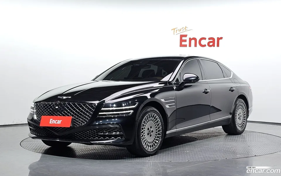 Genesis G80 3.5 AWD 2023 — photo 1, buy with delivery to Moscow