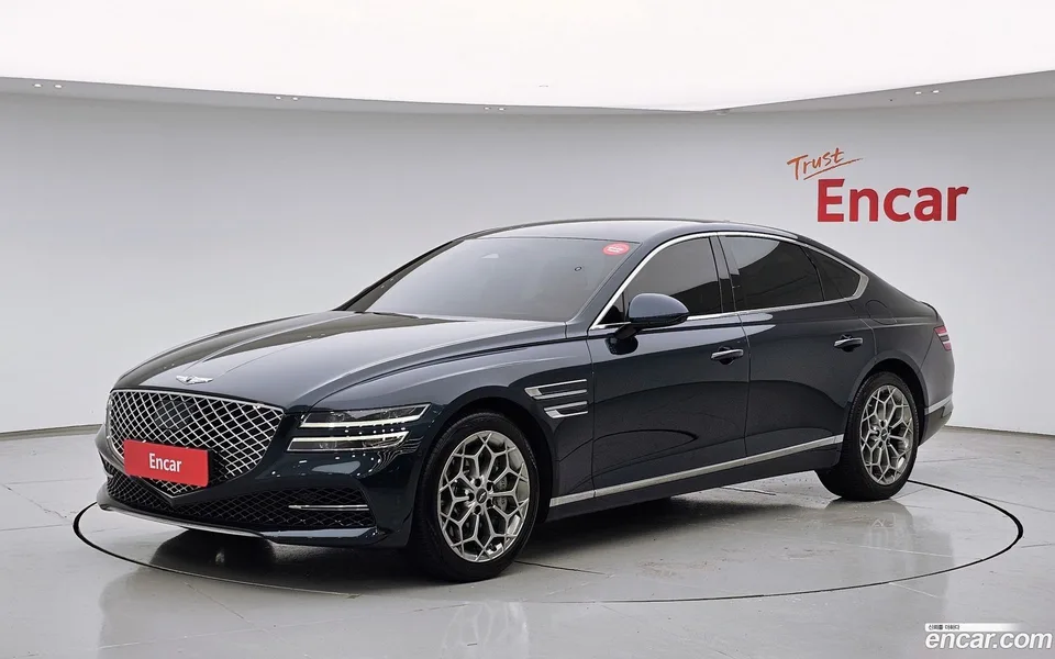 Genesis G80 2.5 2WD 2023 — photo 1, buy with delivery to Moscow