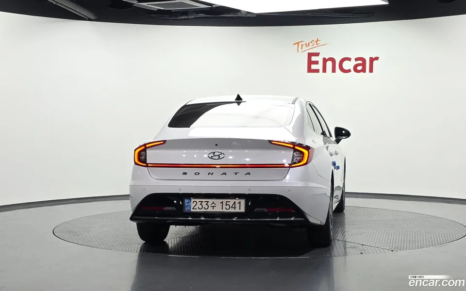 Hyundai Sonata 2.0 2022 — thumbnail 4