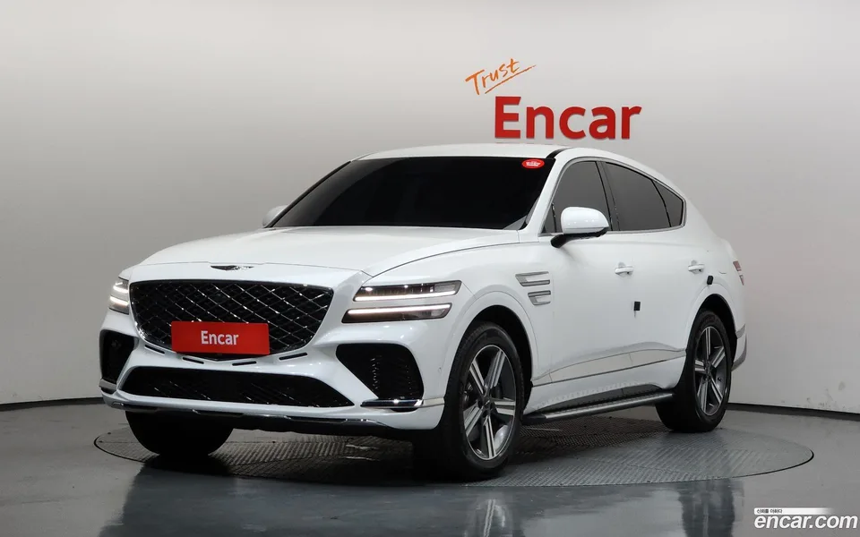 Genesis GV80 Coupe 2.5T AWD 2024 — photo 1, buy with delivery to Moscow