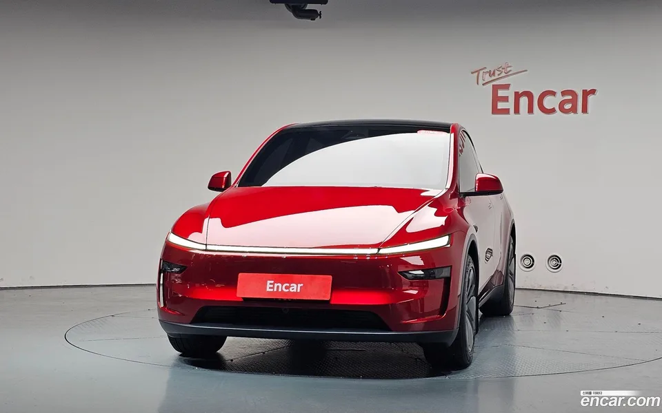 Tesla Model Y RWD 2026 — thumbnail 3