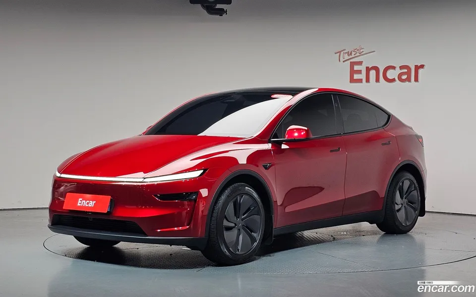 Tesla Model Y RWD 2026 — photo 1, buy with delivery to Moscow