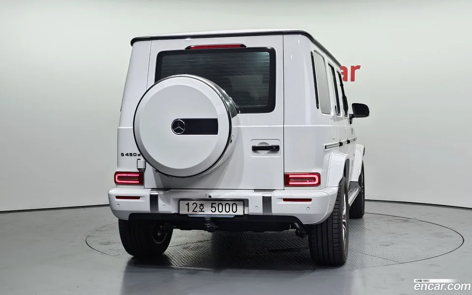 Mercedes-Benz G-Class G450d 2026 — thumbnail 4