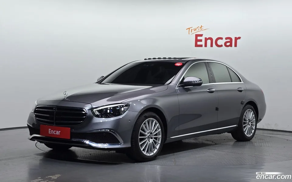 Mercedes-Benz E-Class E250 2022 — photo 1, buy with delivery to Moscow