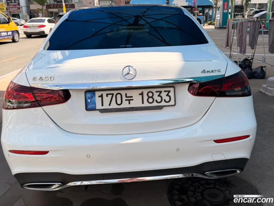 Mercedes-Benz E-Class E350 4MATIC AMG Line 2022 — thumbnail 4