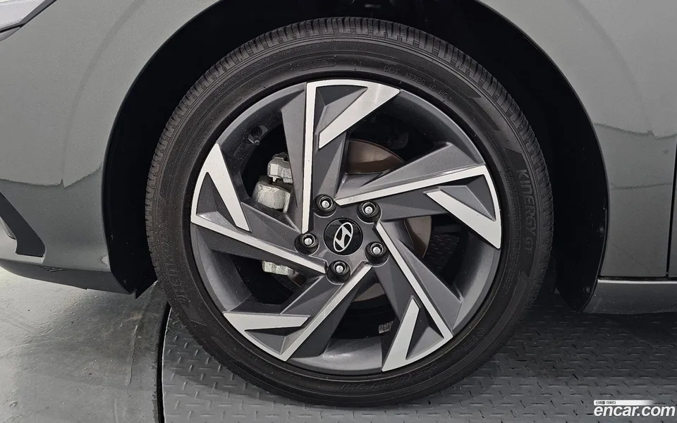 Hyundai Avante CN7 1.6 2023 — thumbnail 5