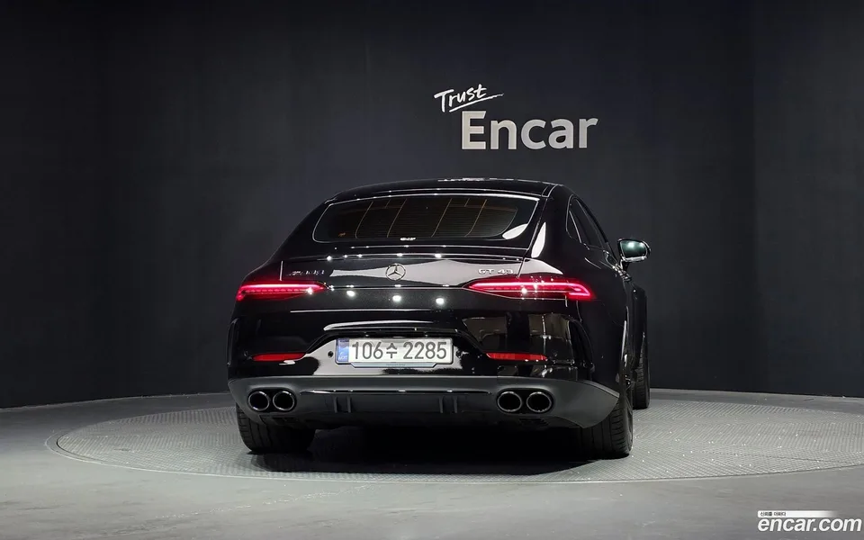 Mercedes-Benz AMG GT 4 43 4MATIC+ 2024 — thumbnail 4