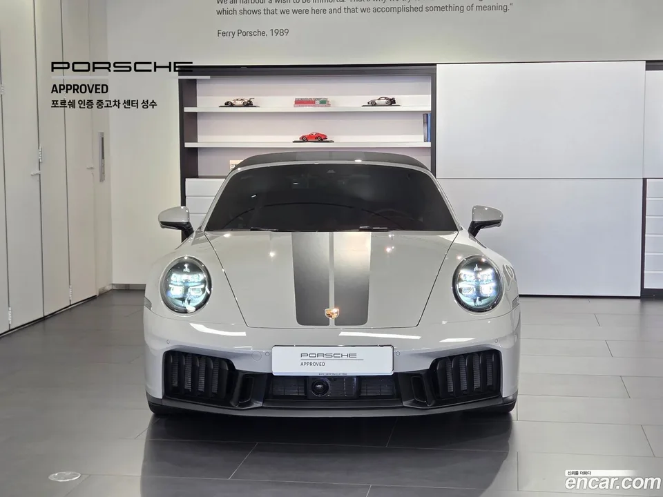 Porsche 911 (992) GTS 2025 — thumbnail 3