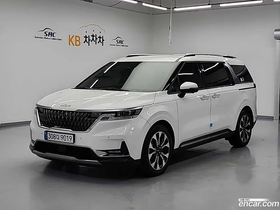 Kia Carnival 7 2022 — thumbnail 2