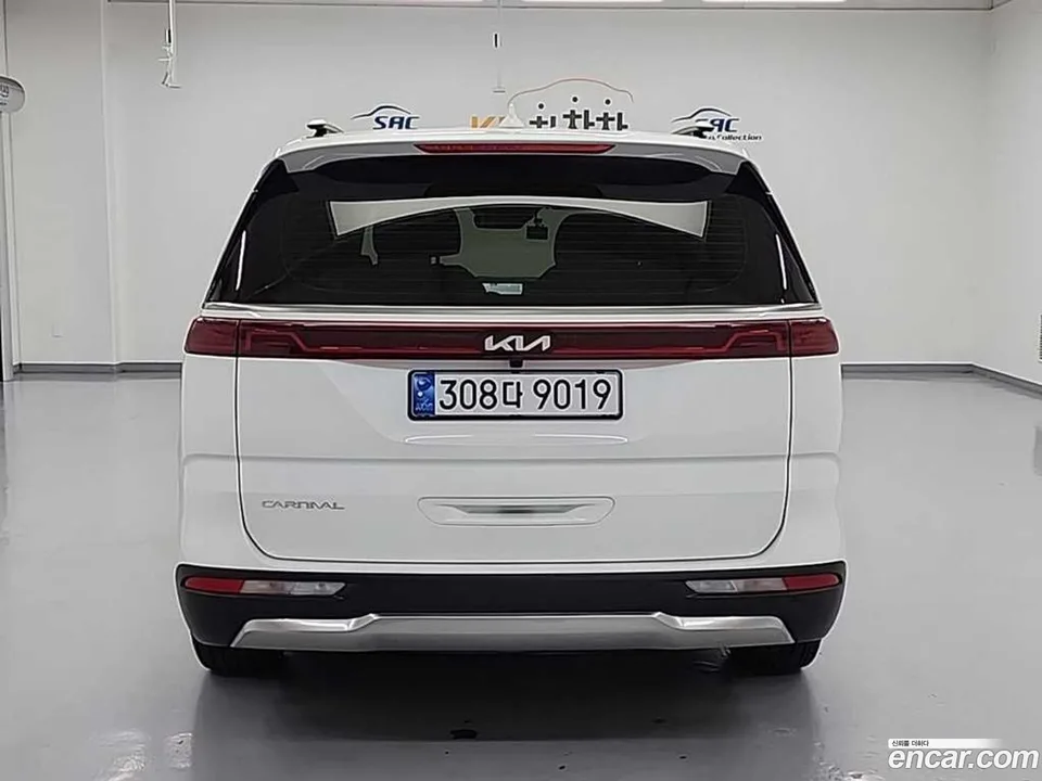Kia Carnival 7 2022 — thumbnail 3