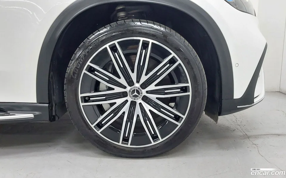 Mercedes-Benz EQE SUV EQE500 4MATIC 2023 — thumbnail 2
