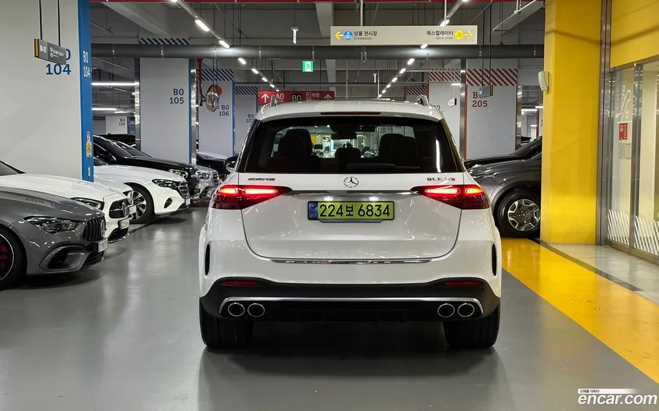 Mercedes-Benz GLE-Class AMG GLE53 4MATIC+ 2025 — thumbnail 3