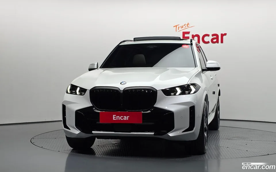 BMW X5 xDrive 40i M 2025 — thumbnail 3