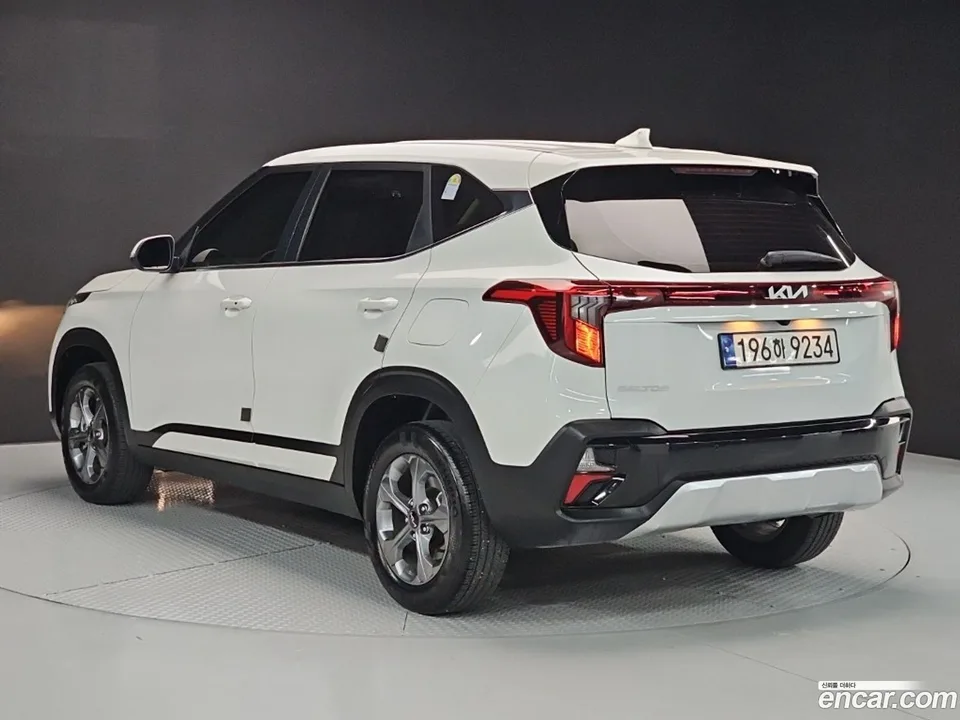 Kia Seltos 1.6 2WD 2024 — thumbnail 4