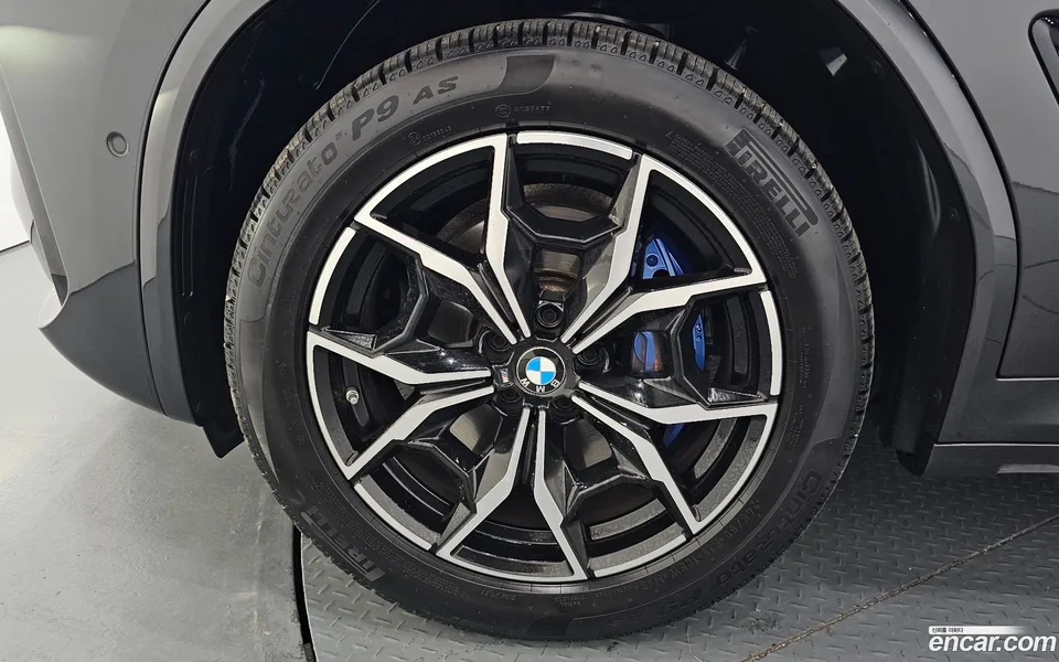 BMW X4 xDrive20i M 2022 — thumbnail 5