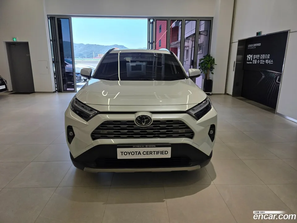 Toyota RAV4 2.5 4WD 2025 — thumbnail 3