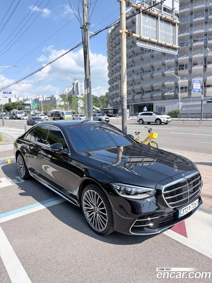 Mercedes-Benz S-Class S500L 4MATIC 2025 — thumbnail 3