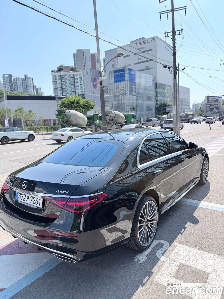 Mercedes-Benz S-Class S500L 4MATIC 2025 — thumbnail 4
