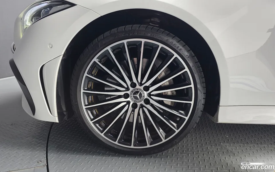 Mercedes-Benz CLS-Class CLS450 4MATIC 2023 — thumbnail 2