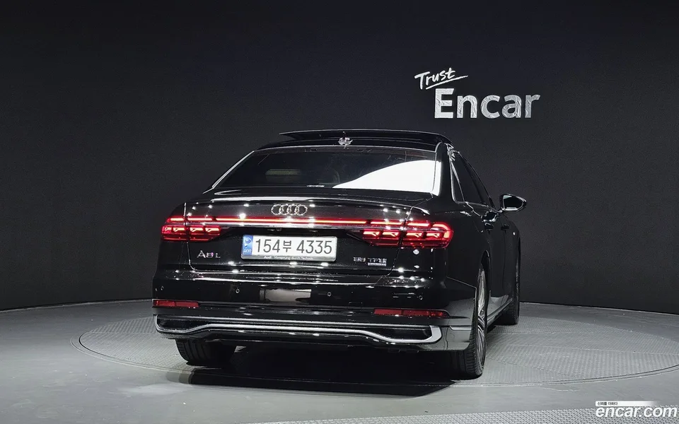 Audi A8 55 TFSI LWB 2022 — thumbnail 4