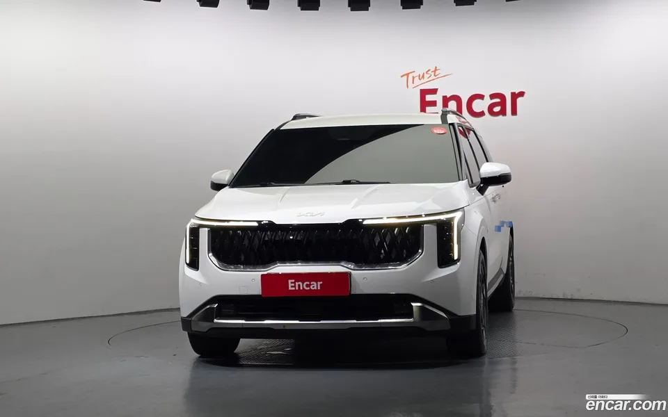 Kia Carnival 7 2025 — thumbnail 3