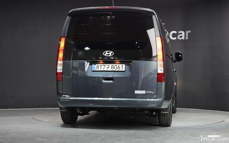 Hyundai Staria 3 2024 — thumbnail 4