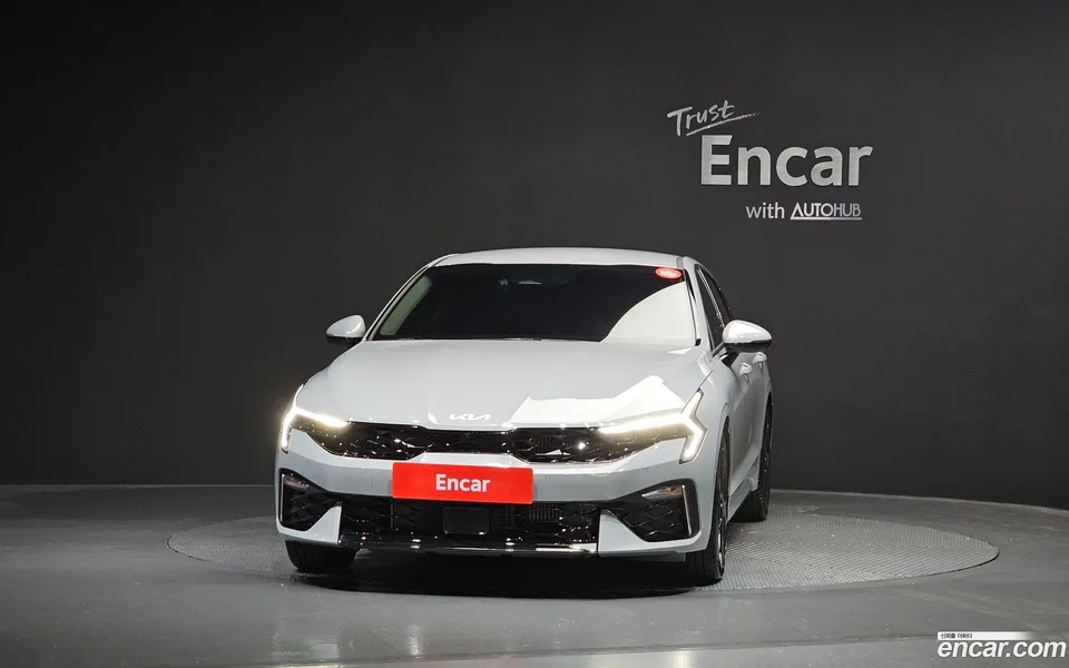 Kia K5 1.6 2025 — thumbnail 3