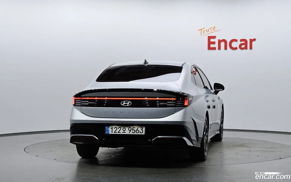Hyundai Sonata The Edge 1.6 2023 — thumbnail 4