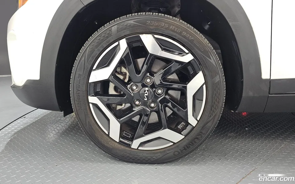 Kia Seltos 1.6 2WD 2023 — thumbnail 5