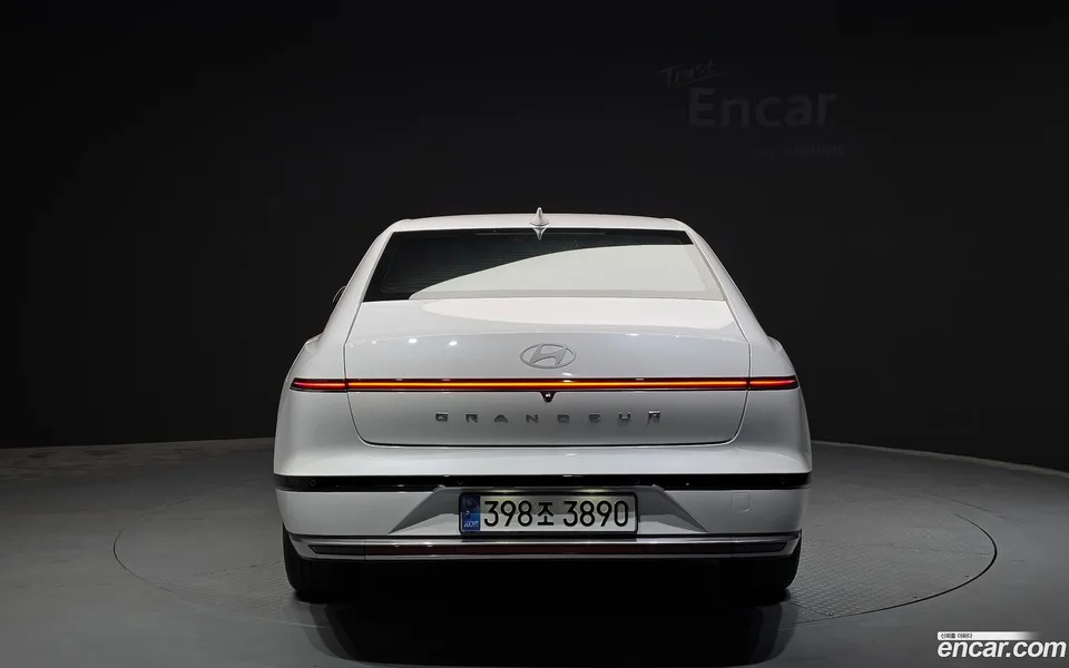 Hyundai Grandeur Hybrid 2024 — thumbnail 4