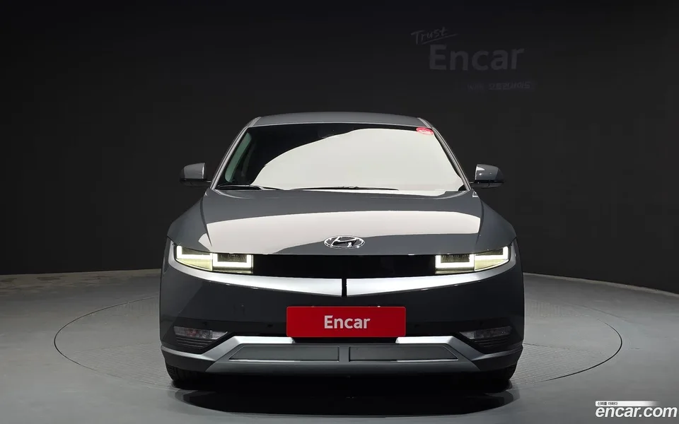 Hyundai Ioniq 5 2023 — thumbnail 3