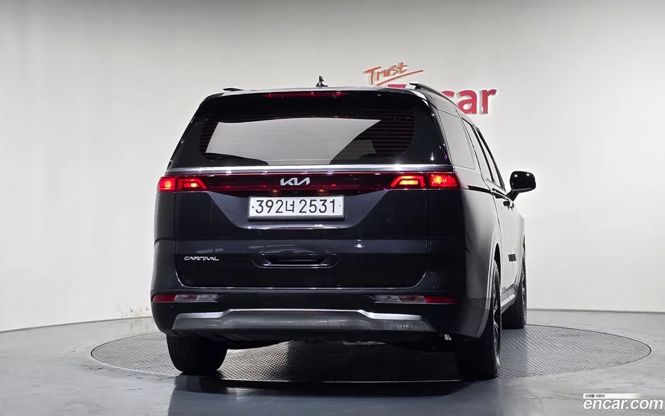 Kia Carnival 9 2023 — миниатюра 4