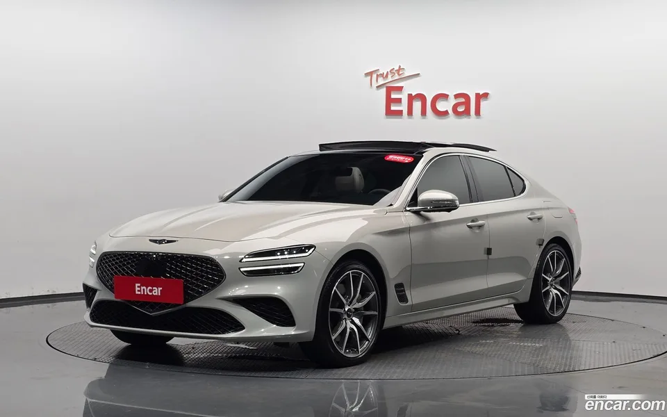 Genesis G70 2.5T 4WD 2023 — photo 1, buy with delivery to Moscow