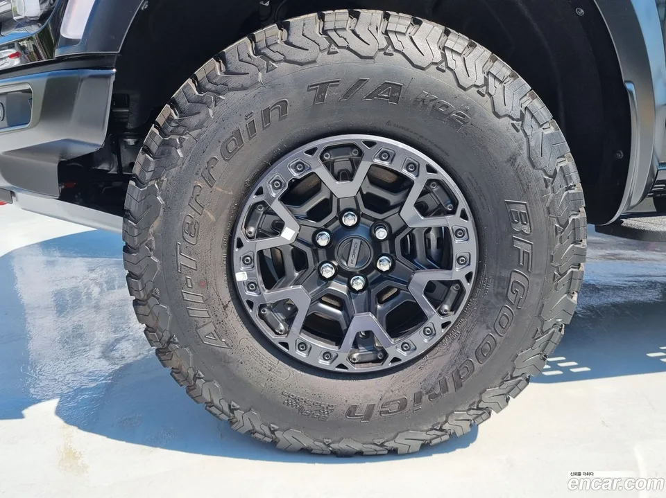 Ford F-150 5.0L 2025 — миниатюра 2