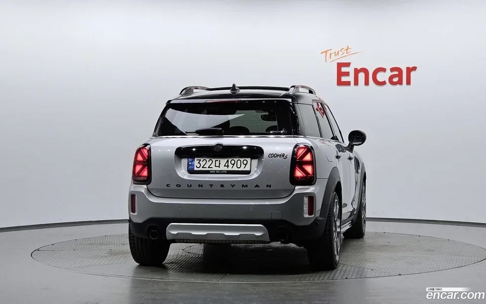 MINI Cooper S Countryman ALL4 2024 — thumbnail 4