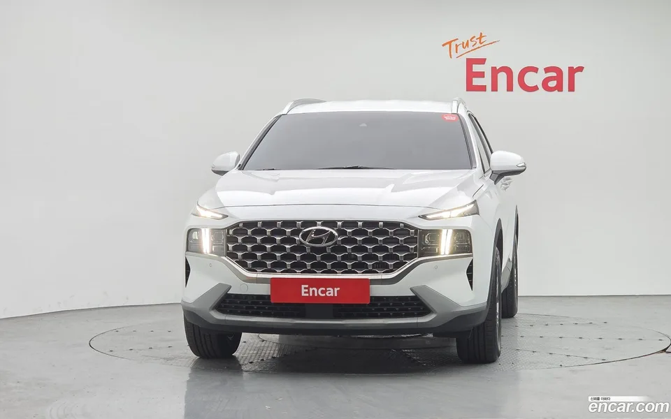 Hyundai SantaFe 2.2 2WD 2023 — thumbnail 3